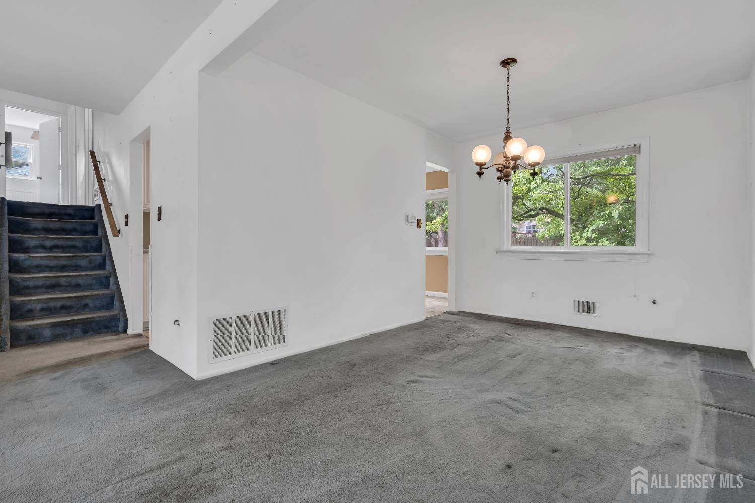 Matawan, NJ 07747,22 Colonial DR