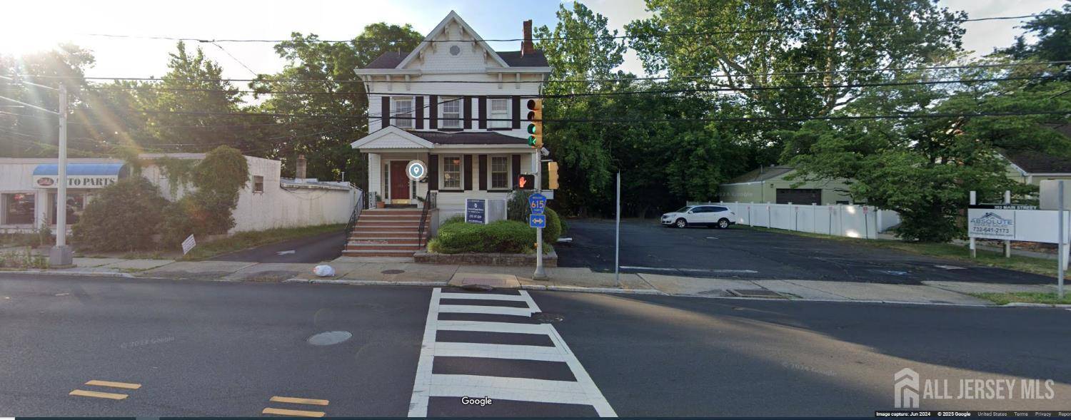 353 Main ST, Spotswood, NJ 08884