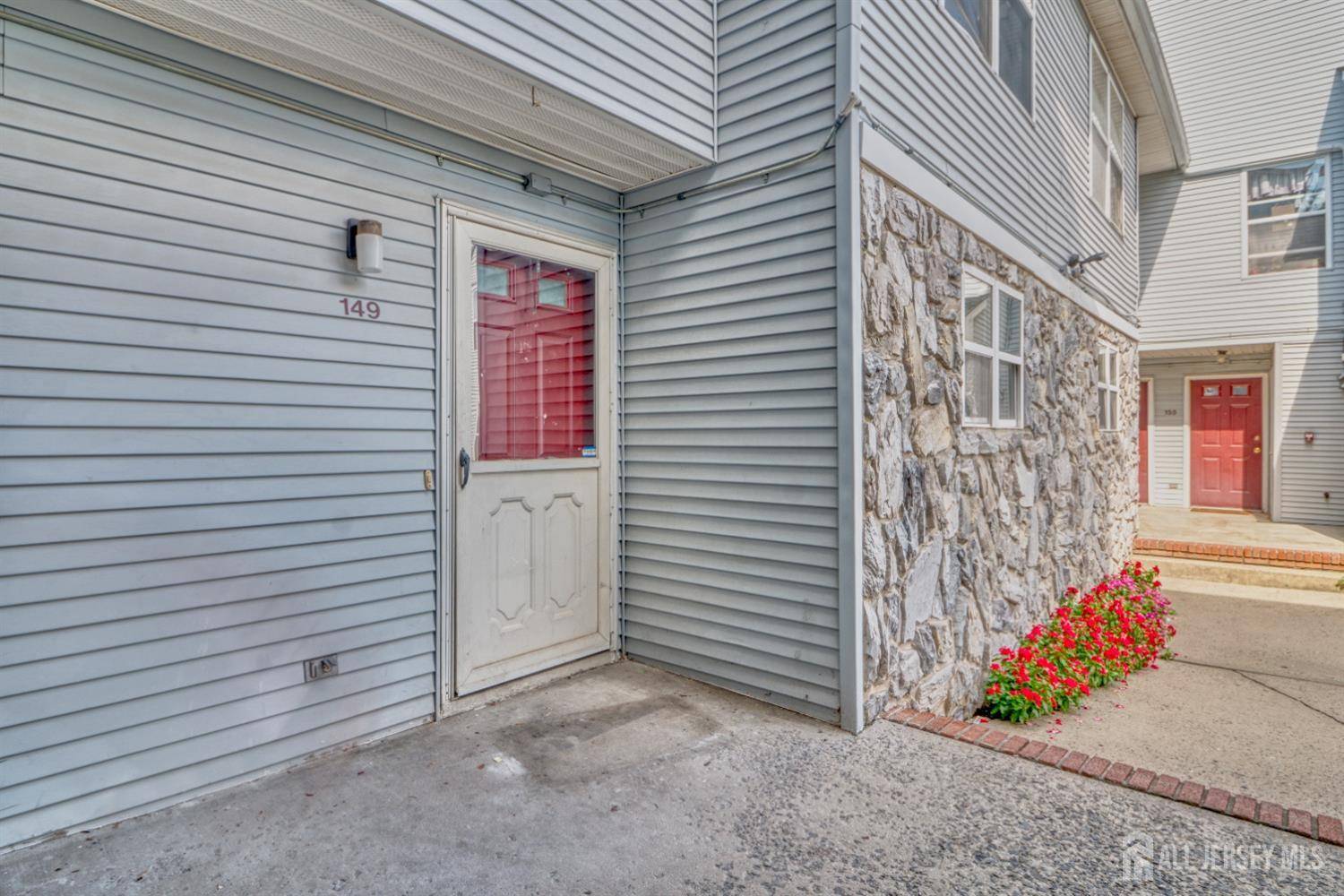 Piscataway, NJ 08854,149 Keswick DR