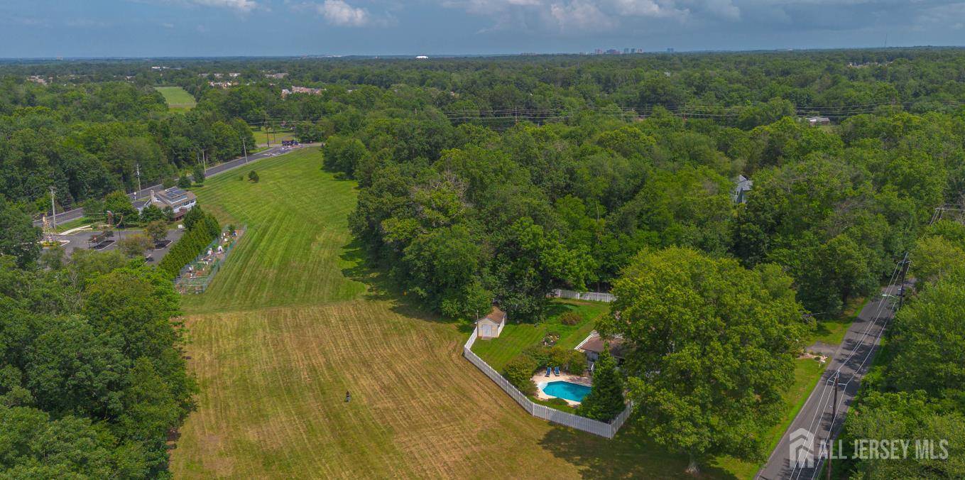 Franklin, NJ 08873,101 weston RD