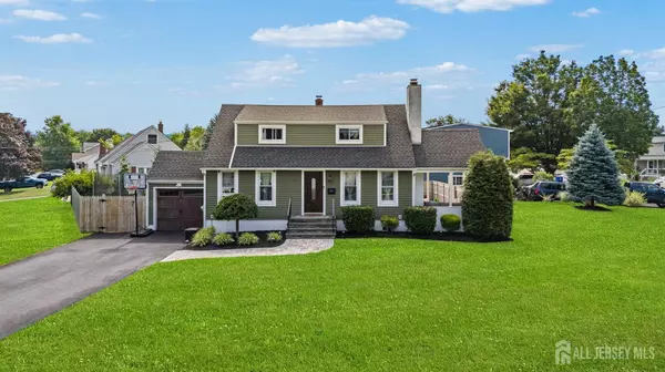 11 Stockton RD, New Brunswick, NJ 08901