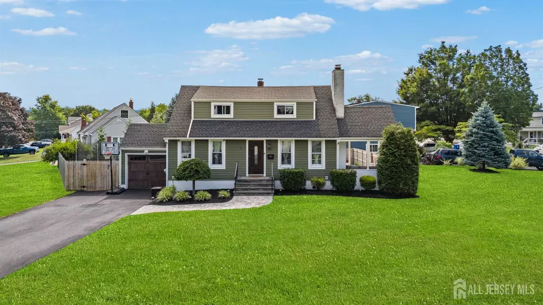 11 Stockton RD, New Brunswick, NJ 08901