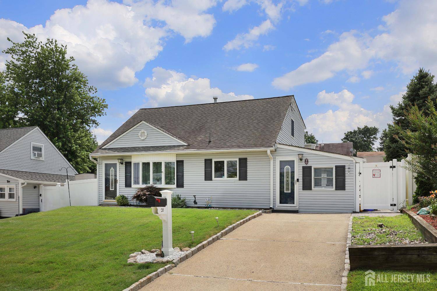 26 Birch TER, Sayreville, NJ 08859