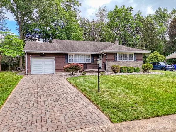 1056 Kearney DR, North Brunswick, NJ 08902