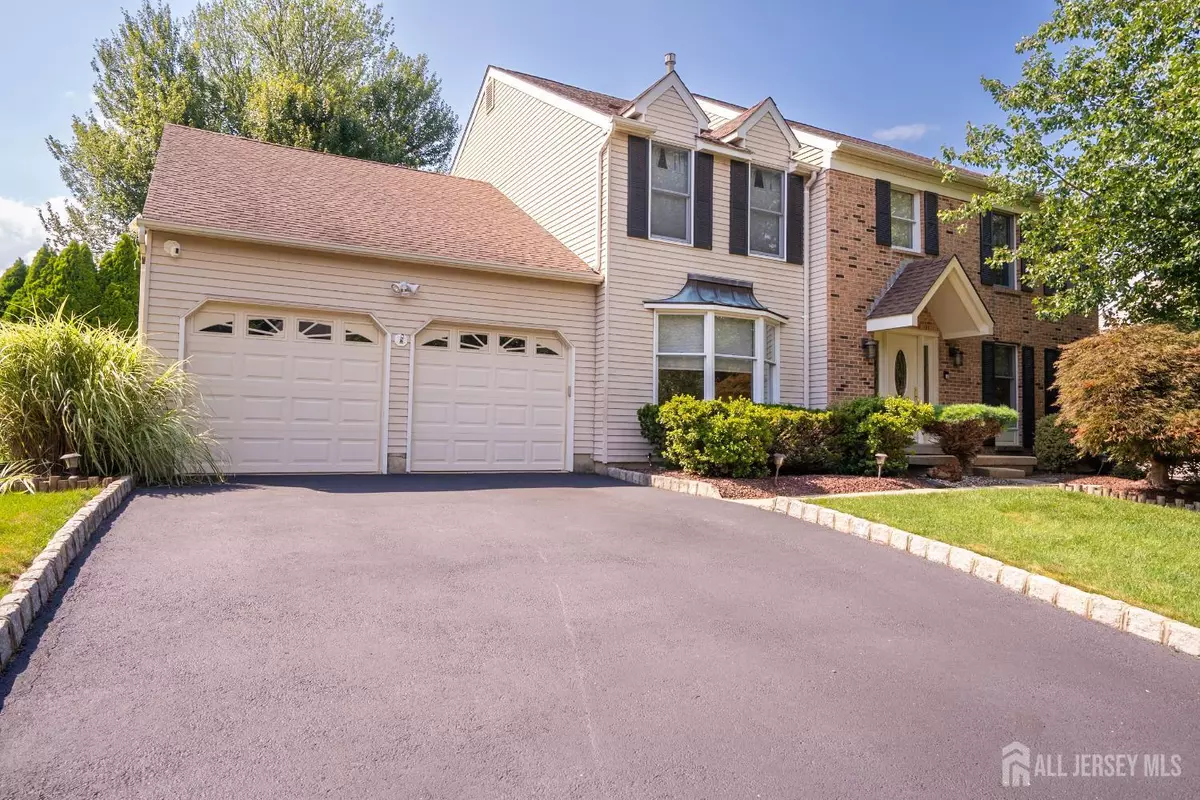 South Brunswick, NJ 08824,10 Gillian DR
