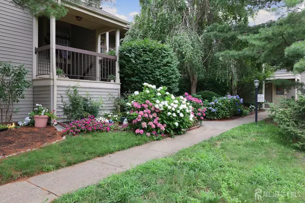 Monroe, NJ 08831,123-G Concordia CIR #G