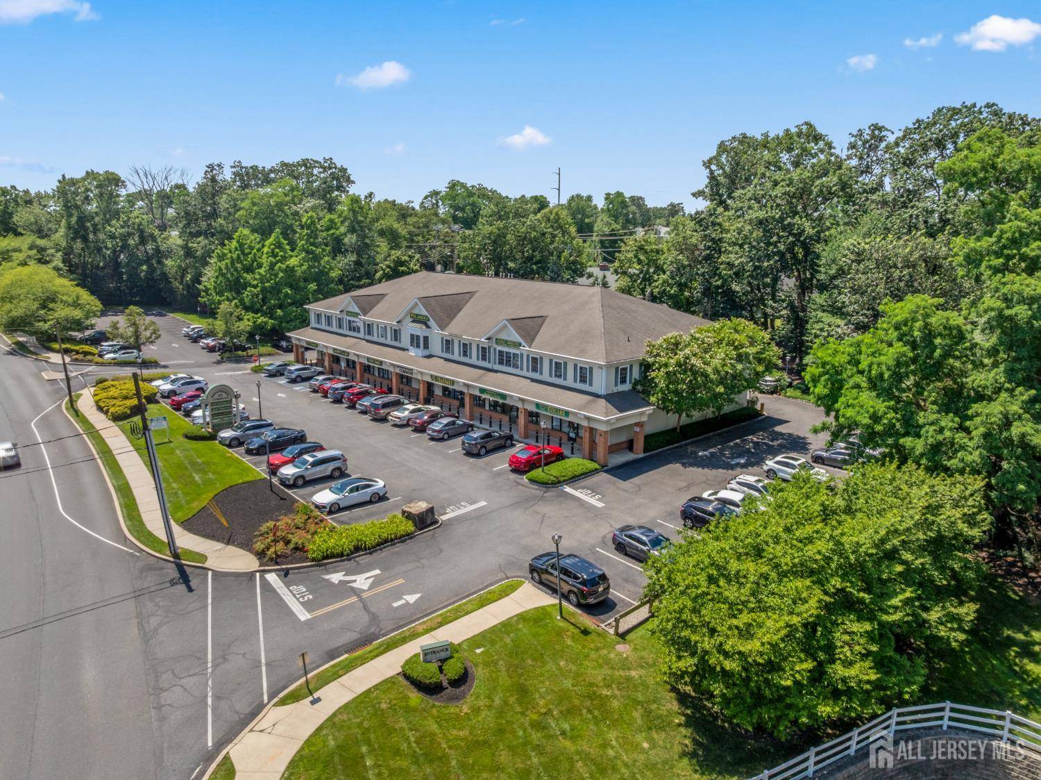 Jamesburg, NJ 08831,333 Forsgate DR #4