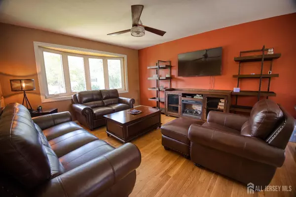 South Plainfield, NJ 07080,1301 Famuloro DR