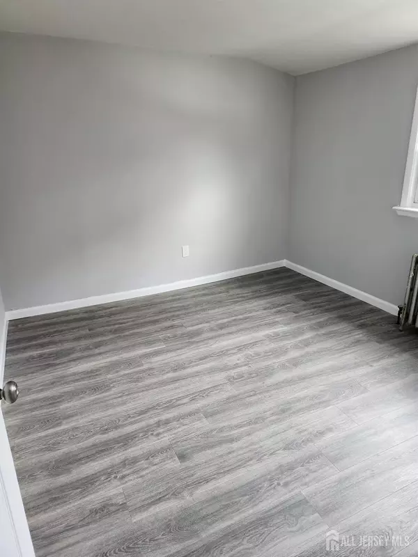 Franklin, NJ 08873,993 Hamilton ST