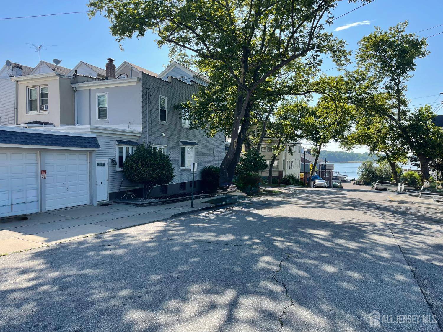 Perth Amboy, NJ 08861,205 Water ST