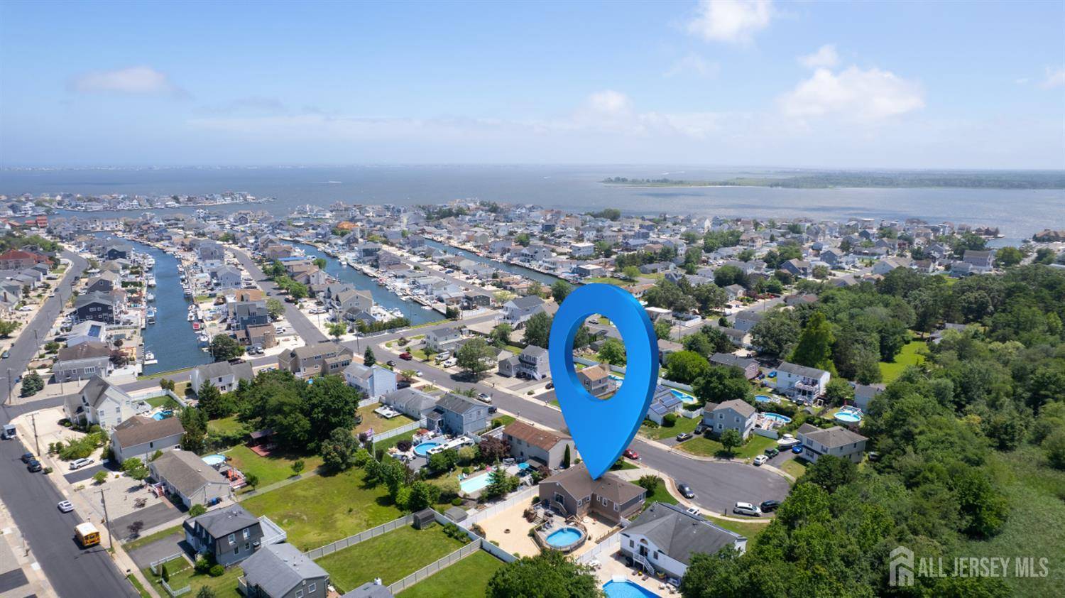 277 Jill CT, Toms River, NJ 08753