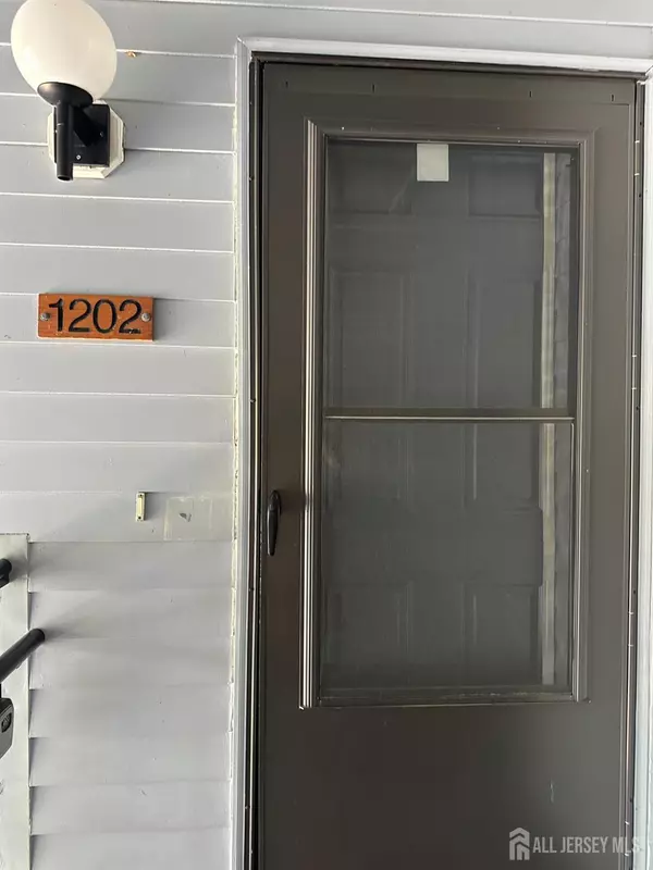 Plainsboro, NJ 08536,1202 Aspen DR