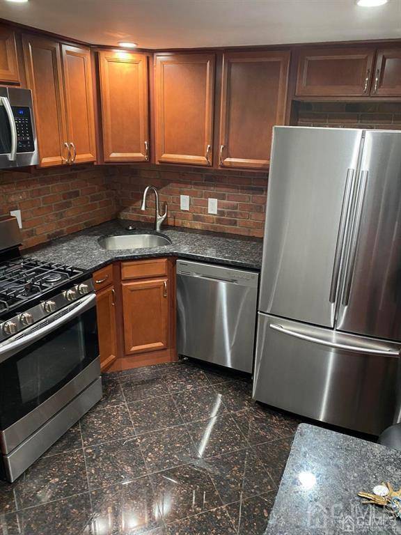 16 JACQUES STREET ST #22, Elizabeth, NJ 07201