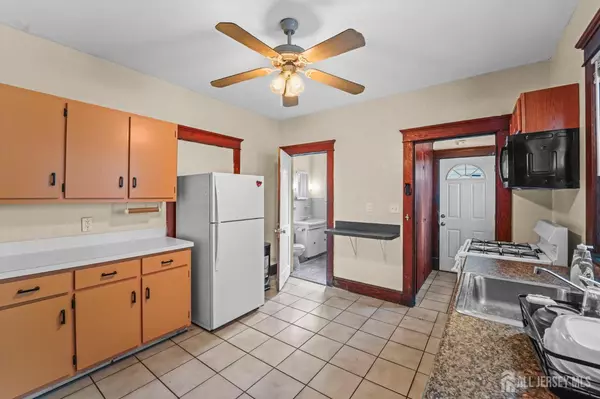 New Brunswick, NJ 08901,118 Huntington ST