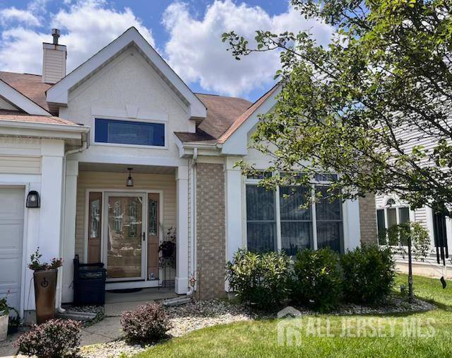 14 Wellington PL, Monroe, NJ 08831
