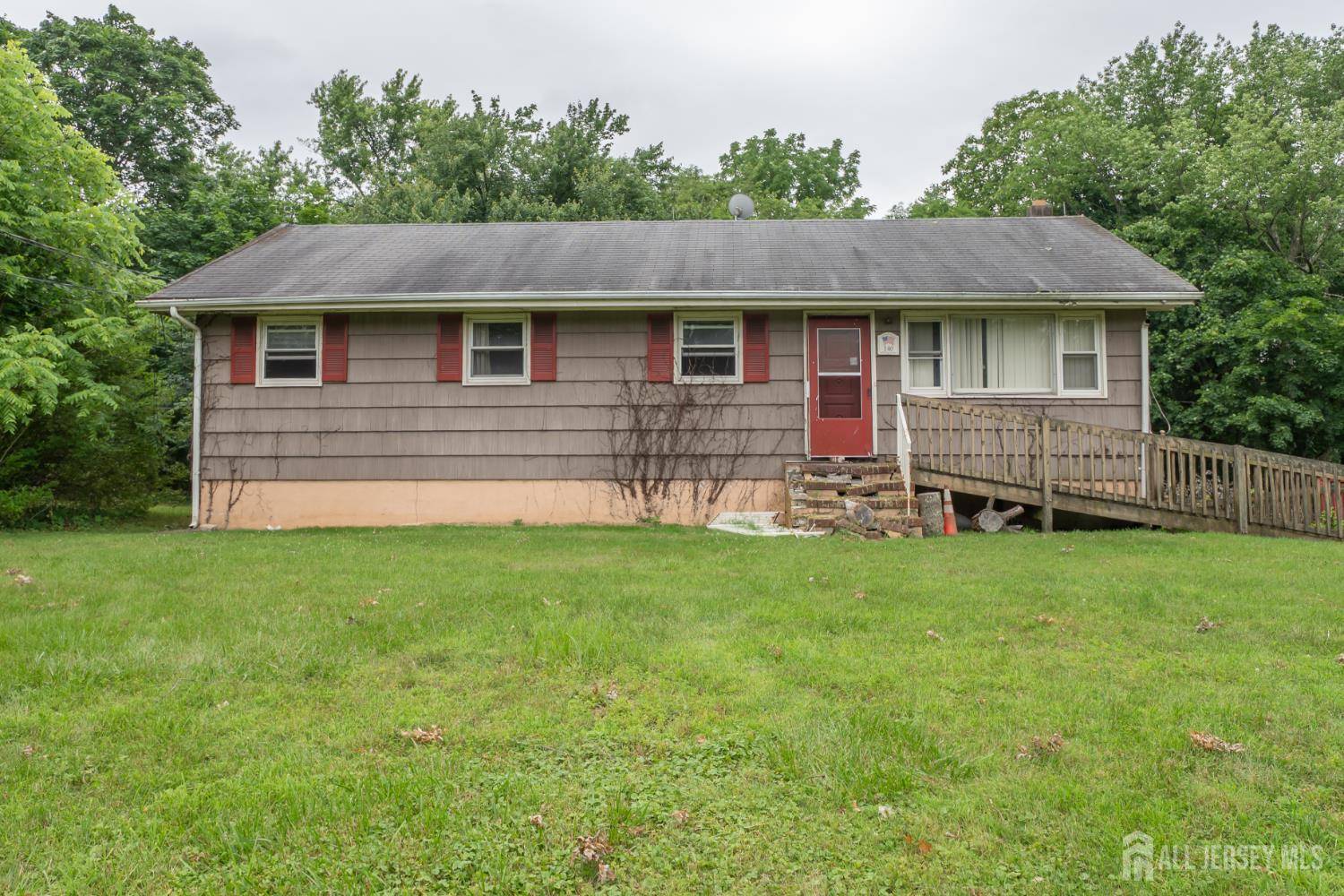 140 Prospect Plains RD, Monroe, NJ 08831