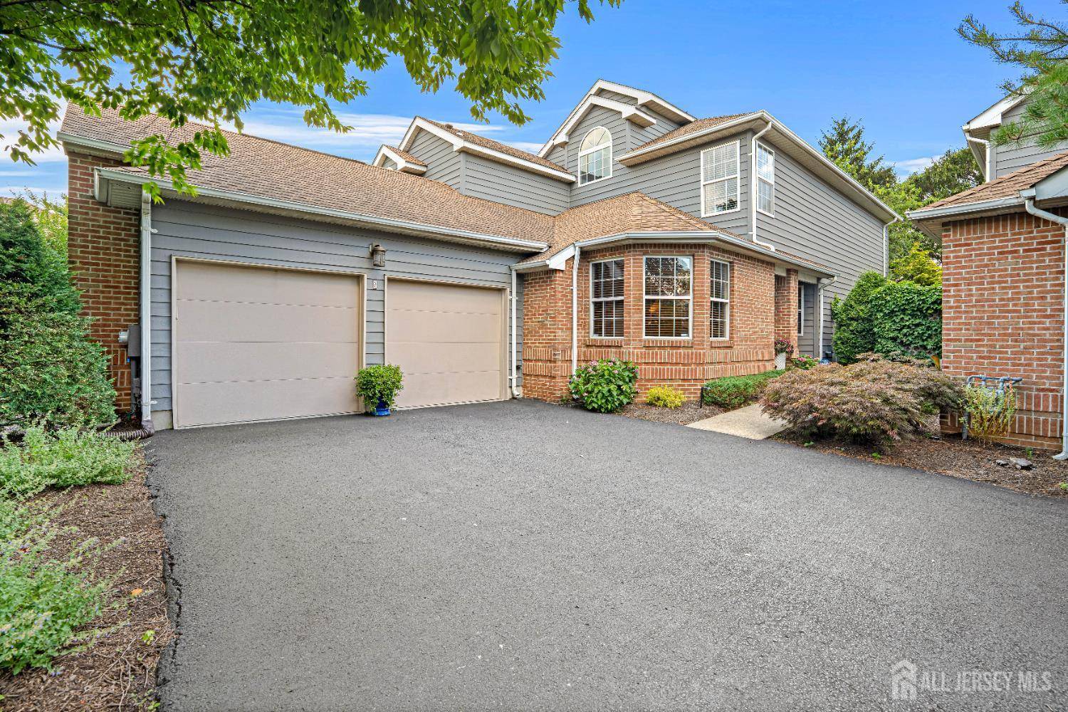 Monroe, NJ 08831,9 Inverness CT