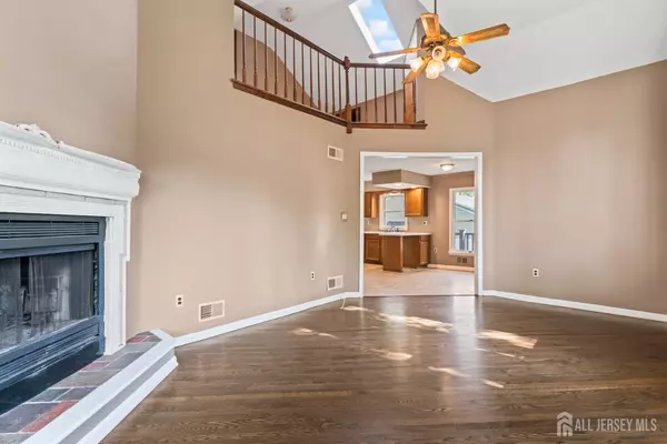 Middletown, NJ 07718,76 9th ST