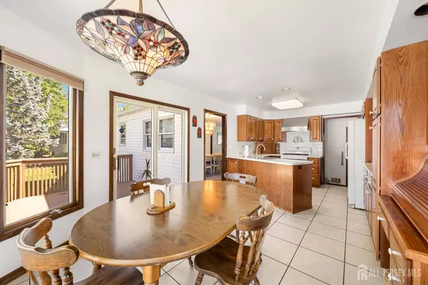 Colonia, NJ 07067,170 Jeffery RD