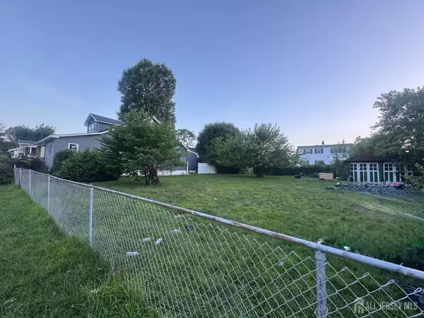 Ewing, NJ 08638,117 Browning AVE