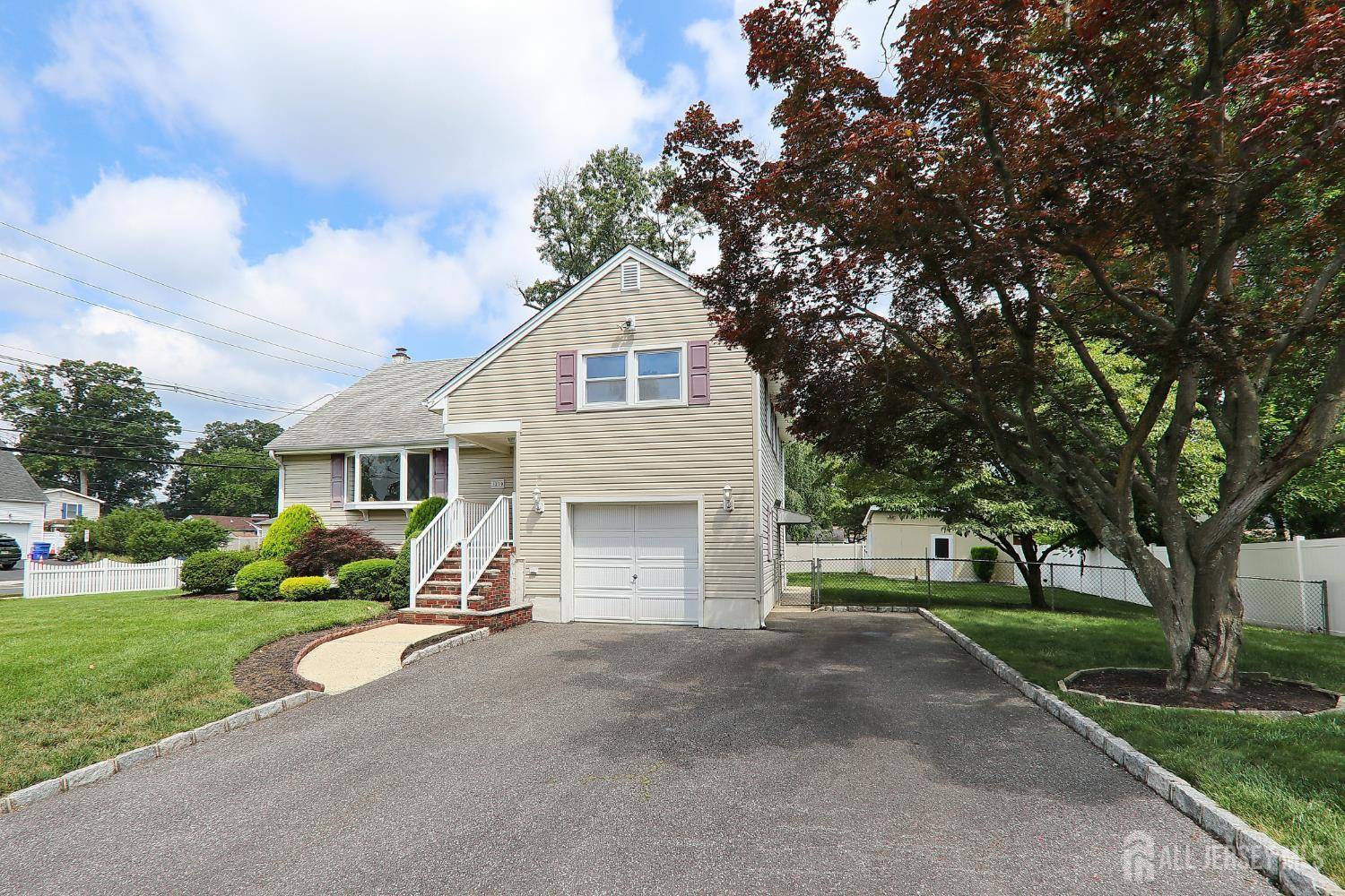 South Plainfield, NJ 07080,1270 S 9th ST S