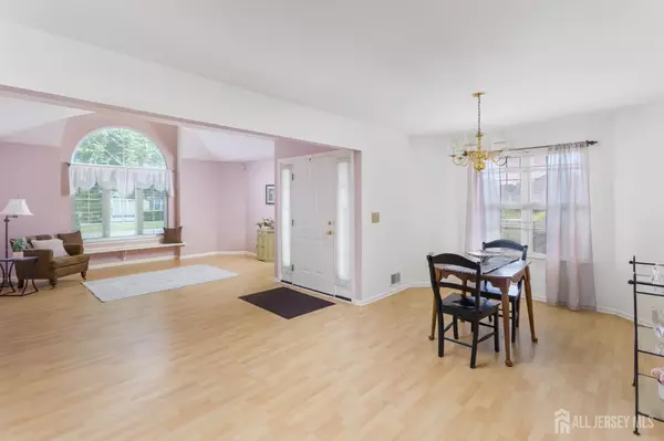 Jackson, NJ 08527,41 Dowing LN