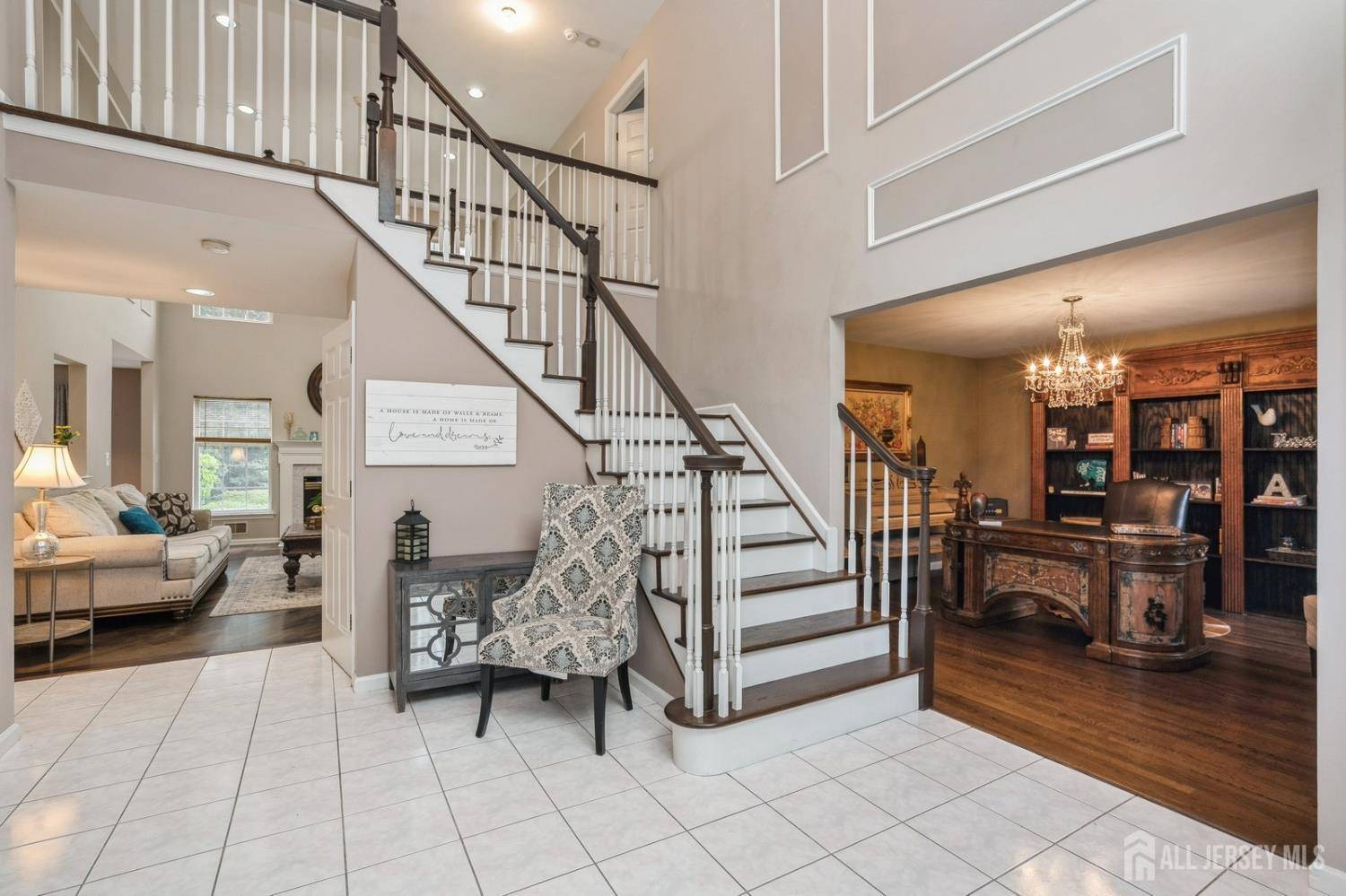 486 Meadowood RD, Jackson, NJ 08527