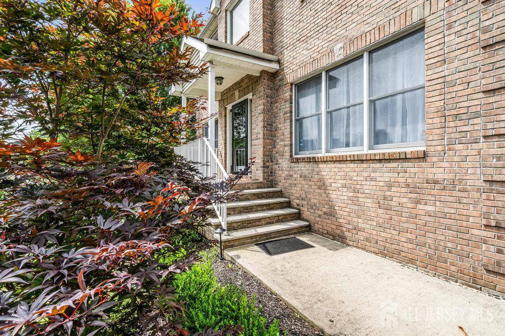 South Brunswick, NJ 08540,5 Catelli RD