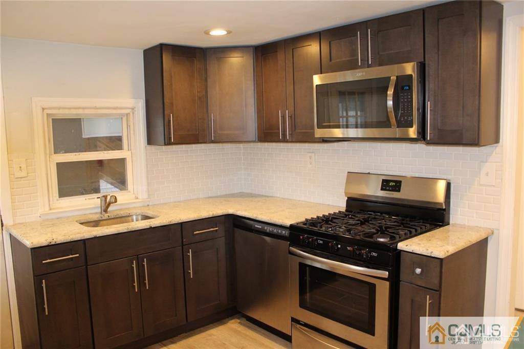Sayreville, NJ 08872,35 Lavern ST #2nd F
