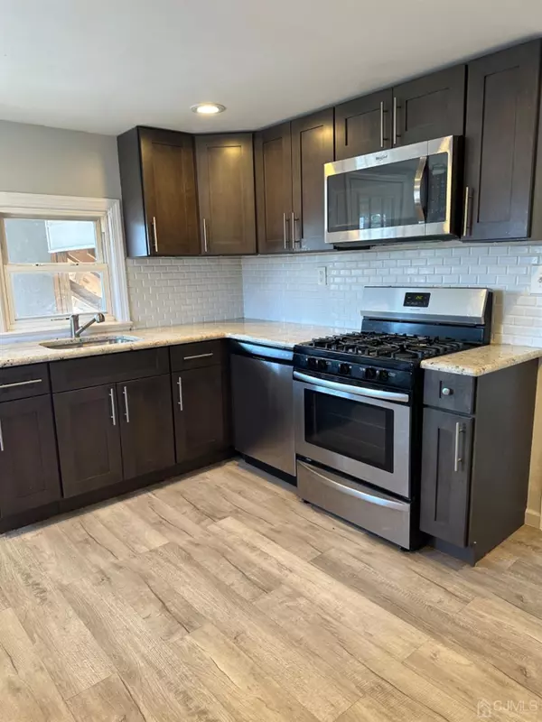 Sayreville, NJ 08872,35 Lavern ST #2nd F