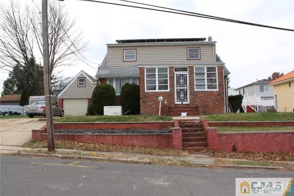 35 Lavern ST #2nd F, Sayreville, NJ 08872