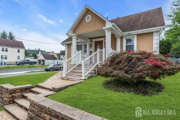 South River, NJ 08882,16 Jeffrie ST