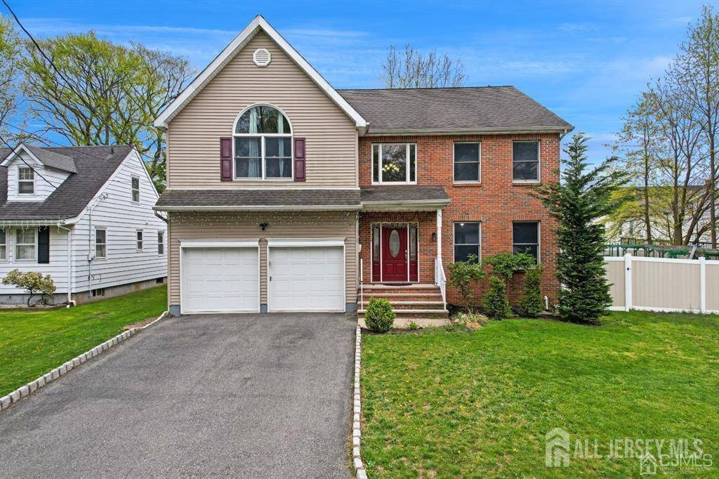 15 Mystic ST, Fords, NJ 08863