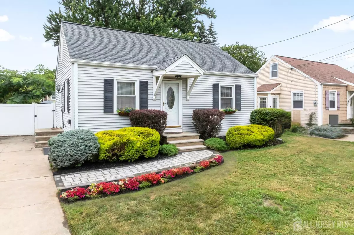 East Brunswick, NJ 08816,13 Sherman AVE