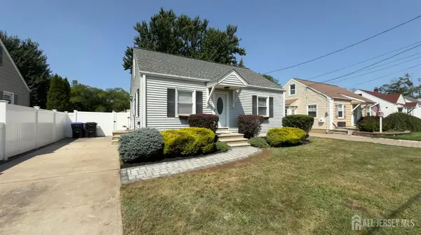 East Brunswick, NJ 08816,13 Sherman AVE