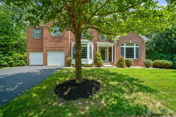 East Brunswick, NJ 08816,12 McGinnis ST