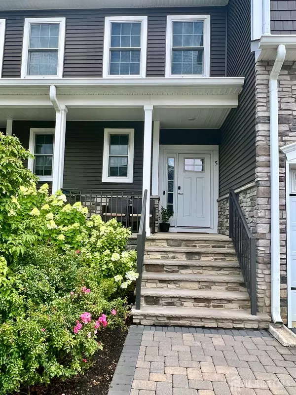 Old Bridge, NJ 08857,5 Audrey ST