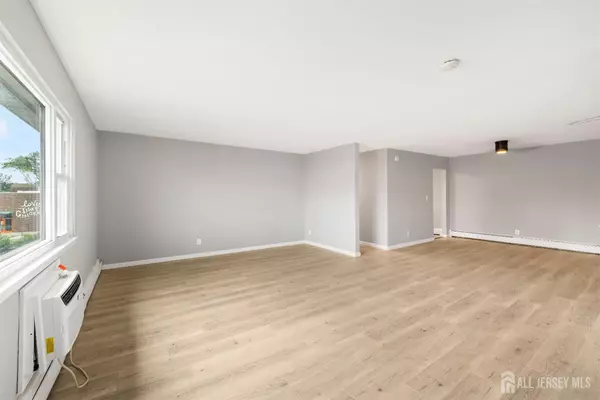 Middlesex, NJ 08846,47 Gramercy GDNS #B