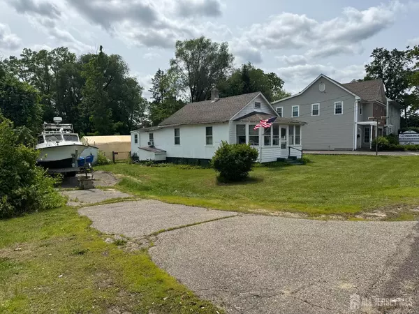 Keyport, NJ 07735,50 State Route 36