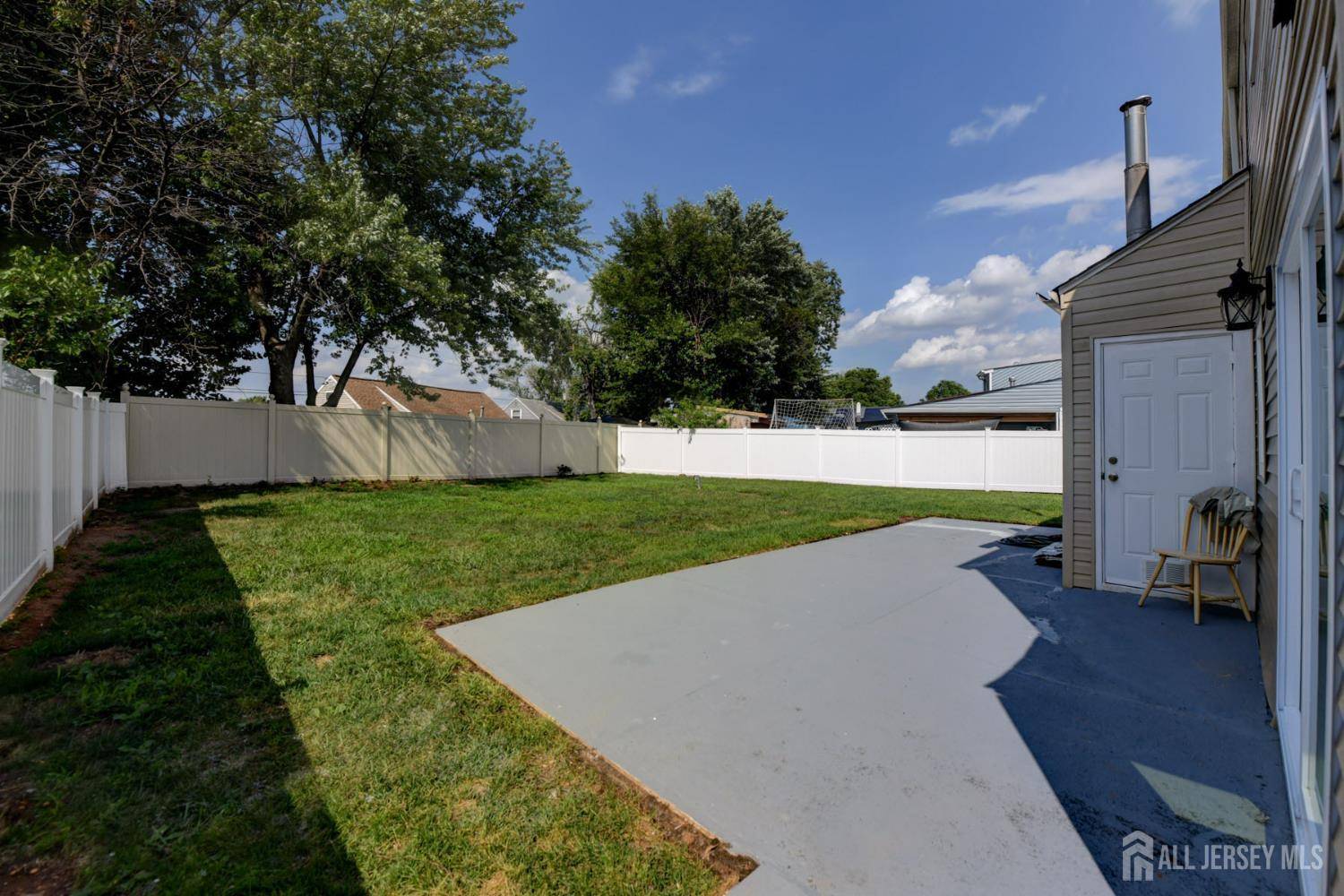 Carteret, NJ 07008,58 Willow ST