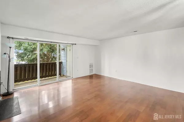 Plainsboro, NJ 08536,2203 Aspen DR