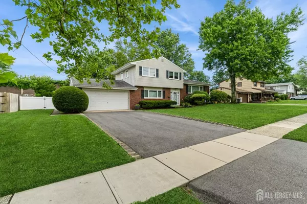 East Brunswick, NJ 08816,63 Gage RD