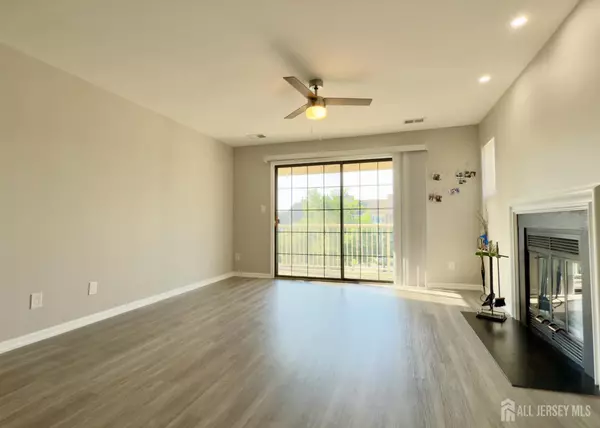 East Brunswick, NJ 08816,429 Meade CT