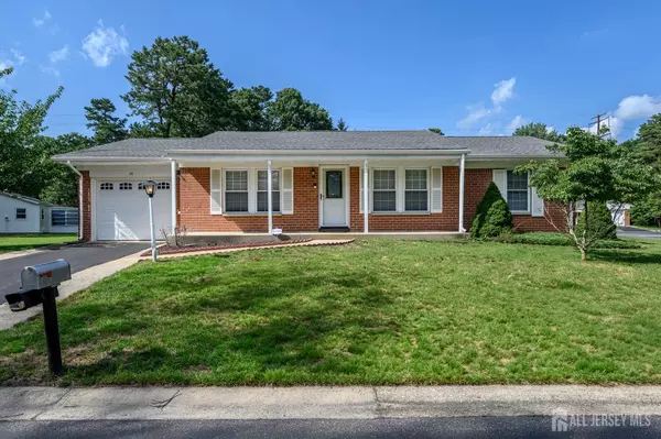 23 Bowie DR, Manchester, NJ 08759