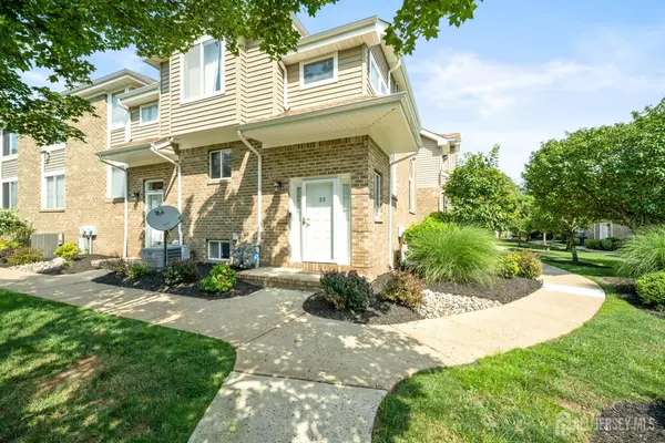 Sewaren, NJ 07077,33 Marina View DR