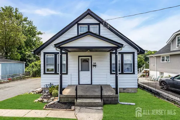 348 Woodbine WAY, Old Bridge, NJ 08879