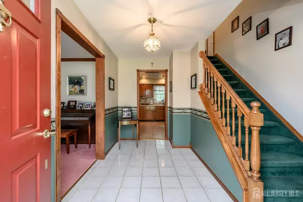 Barnegat, NJ 08005,64 1st ST