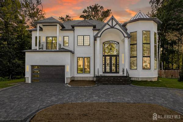 28 Harding AVE, Edison, NJ 08820