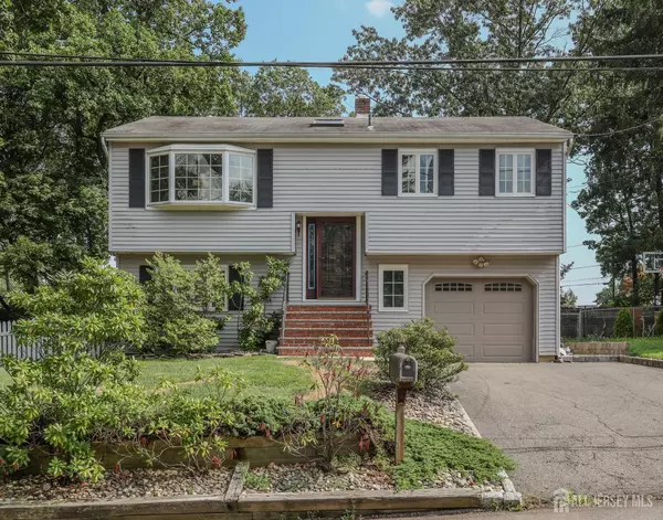 101 Alfred ST, Edison, NJ 08820