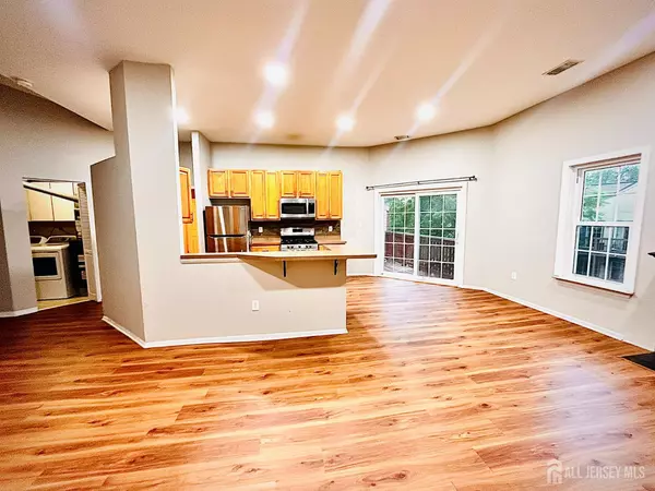 South Brunswick, NJ 08852,4183 Bayberry CT